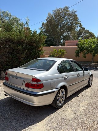 BMW 318i