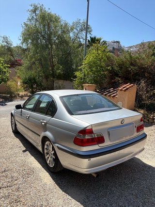 BMW 318i