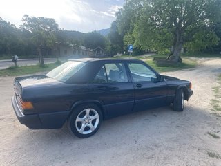 Mercedes-Benz 190 w201 1.8 gasolina  1990