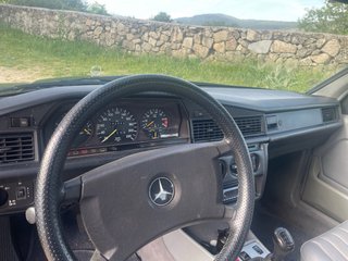 Mercedes-Benz 190 w201 1.8 gasolina  1990