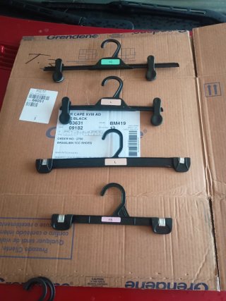 50 Perchas Pinzas Ropa Negro/Plateado