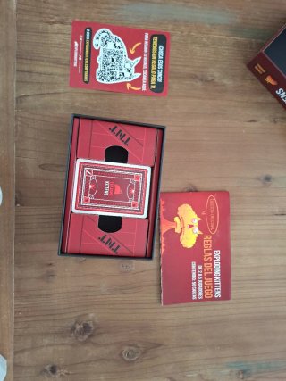 Exploding Kittens Juego de Cartas Edición Original