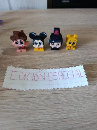 Figuras Disney Doorables Pixel