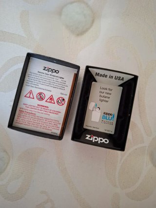 Accendino Zippo vintage USA