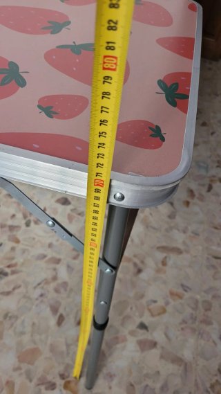 Mesa camping de fresas