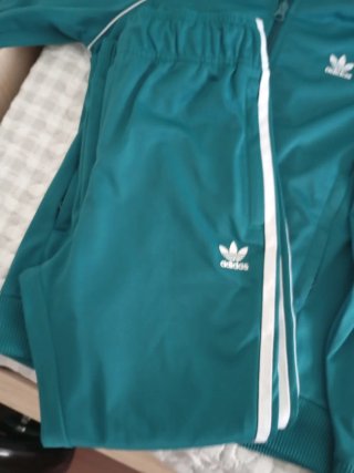 Chándal Adidas niño Talla M (10-11 años)