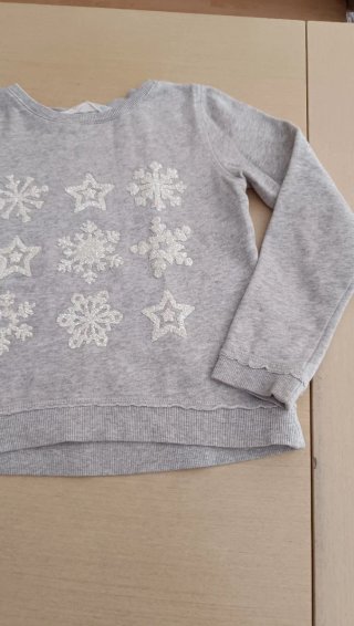 Sudadera H&M Gris Copos Nieve 134cm