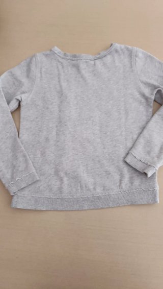 Sudadera H&M Gris Copos Nieve 134cm