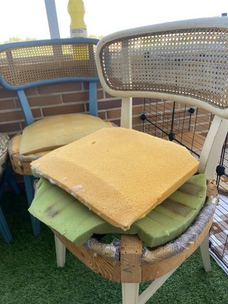 Lote 4 sillas ratán clásicas madera