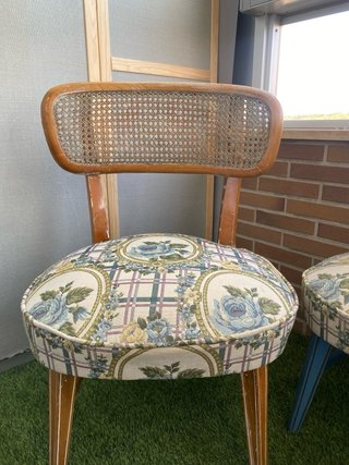 Lote 4 sillas ratán clásicas madera