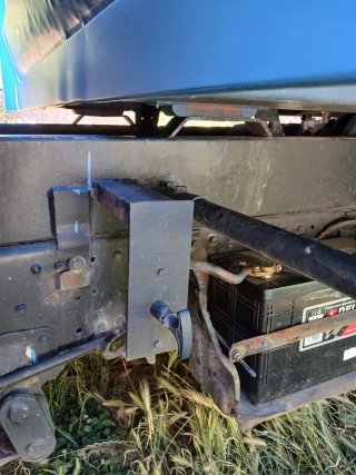 Mitsubishi Canter 2000