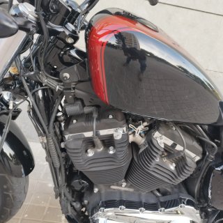 Harley Davidson Forty Eight Negra