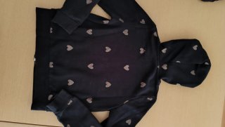 Sudadera H&M Corazones Talla 122
