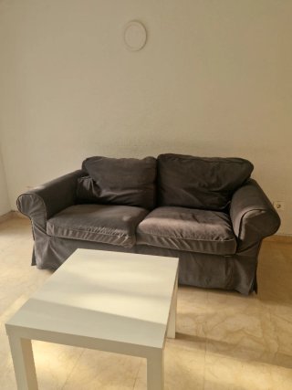 Mesa y 4 Sillas Comedor Diseño Moderno