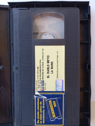 VHS El Diablo Metió la Mano (Idle Hands)