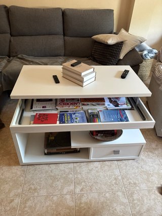 Mesa de centro elevable blanca