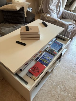 Mesa de centro elevable blanca