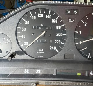 Cuadro instrumentos BMW E30 320i 325i