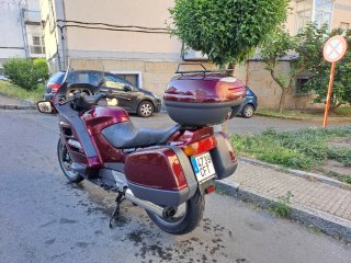 Honda Pan European st 1.100 color burdeos