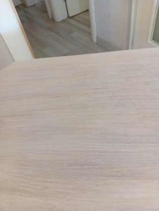 Mesitas de noche de bambú y madera