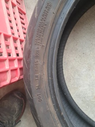 Neumático Metzeler Z8 180/55-17