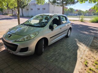 Peugeot 207 2011
