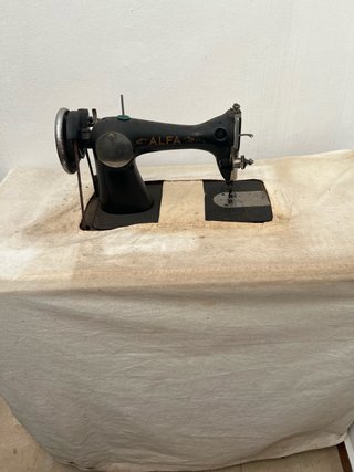 Máquina de coser Alfa y tejer