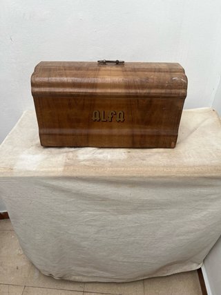 Máquina de coser Alfa y tejer