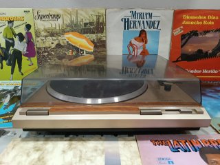 Tocadiscos Marantz TT120
