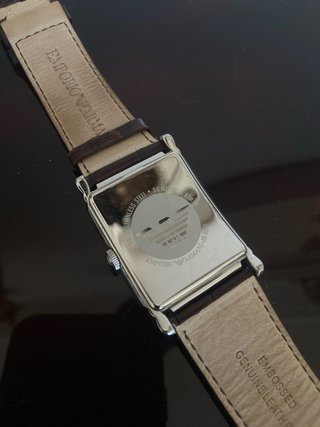 Reloj Emporio Armani Cuadrado Correa Marrón