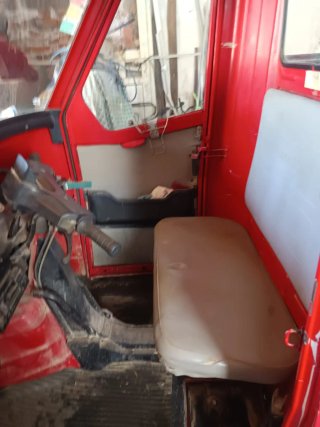 Motocarro Piaggio Ape 50 Triciclo Rojo