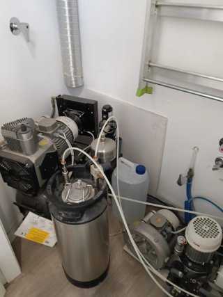 Máquinaria Clínica Dental