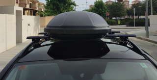 MALETERO PORTAEQUIPAJES, COFRE DE TECHO