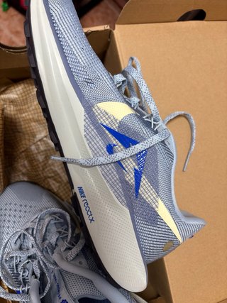Nike Pegasus Trail 5 Talla 40 color azul NUEVAS