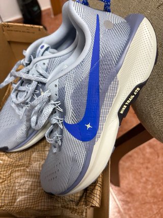 Nike Pegasus Trail 5 Talla 40 color azul NUEVAS