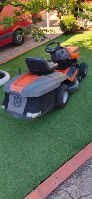 Tractor cortacésped
