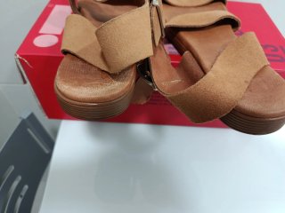 Sandalias Camel Piel