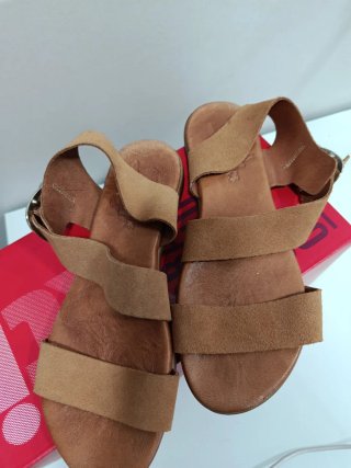 Sandalias Camel Piel