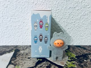 Mini Figura Labubu Monsters Exciting Macaron Gris