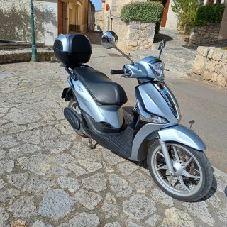 Piaggio Liberty 125 Plata