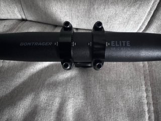 Manillar y potencia Bontrager Elite VR-C.