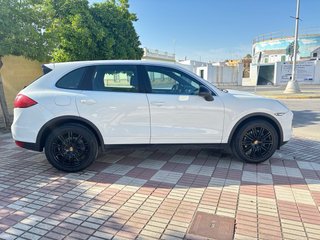 Porsche Cayenne 2014