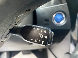 Toyota Auris Híbrido Feel Edition +Full Led +Navi