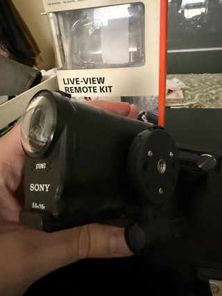 Sony Action Cam AS100V + Kit Control Remoto