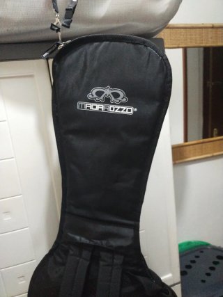 Funda Guitarra Madarozzo Negra y Blanca