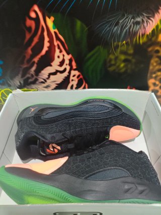 Zapatillas Jordan Luka 4 Negro Naranja