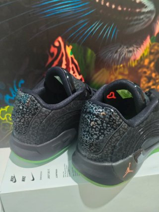 Zapatillas Jordan Luka 4 Negro Naranja