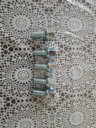 Tornillos Mercedes