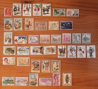 Lote sellos España 1975 (Franco)