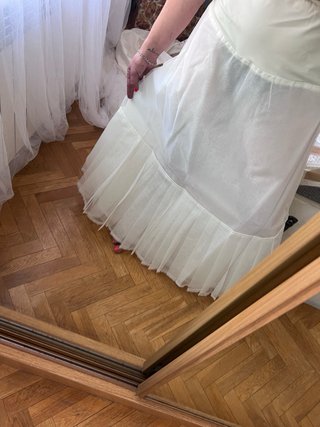 Vestido de Novia Beige/Blanco Se incluye cancán